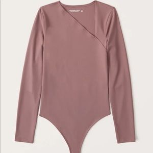A&F ABERCROMBIE Soft Asymmetrical Bodysuit in Mauve